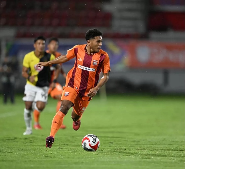 Fajar Fathurrahman saat bersama Borneo FC. (Instagram: @Fajarfathurrahmann)