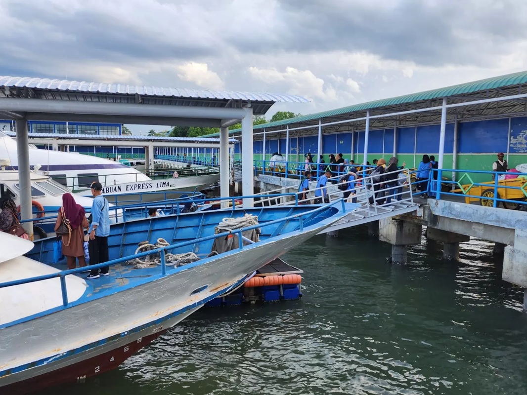 Pelabuhan Tunon Taka, Nunukan.