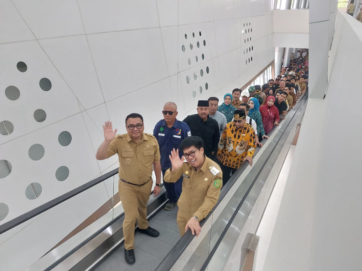 Peresmian Tangga Arung Square yang berpusat di Tenggarong, pusat perekonomian modern baru Kukar (Elmo/Prokal.co)