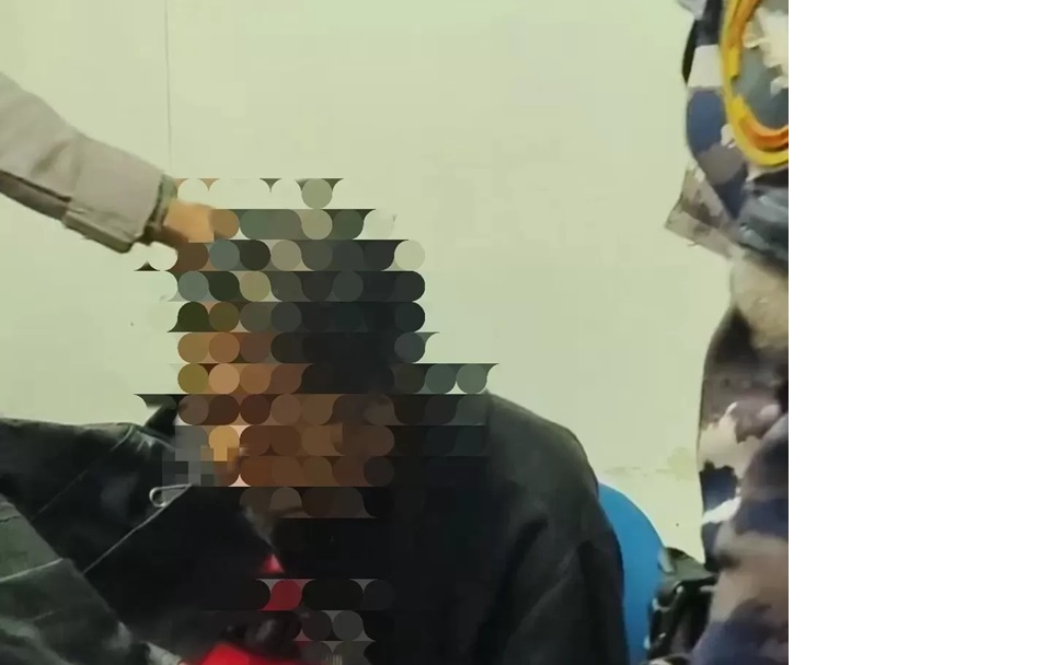 Diduga melakukan asusila terhadap seorang penumpang perempuan yang masih di bawah umur, seorang pria diamankan sekuriti kapal dan diserahkan ke Polsek Kawasan Pelabuhan Semayang. (IST./KP)