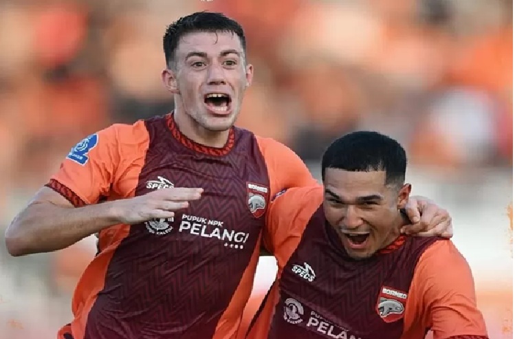 Peralta dan Juan Villa