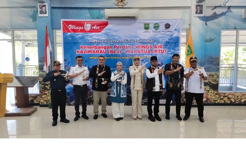 Penerbangan perdana rute Berau&ndash;Maratua dan Maratua&ndash;Berau resmi dibuka, dihadiri Anggota Komisi VI DPR RI Hj Syarifah Suraidah Harum, Gubernur Kaltim Dr H Rudy Mas
