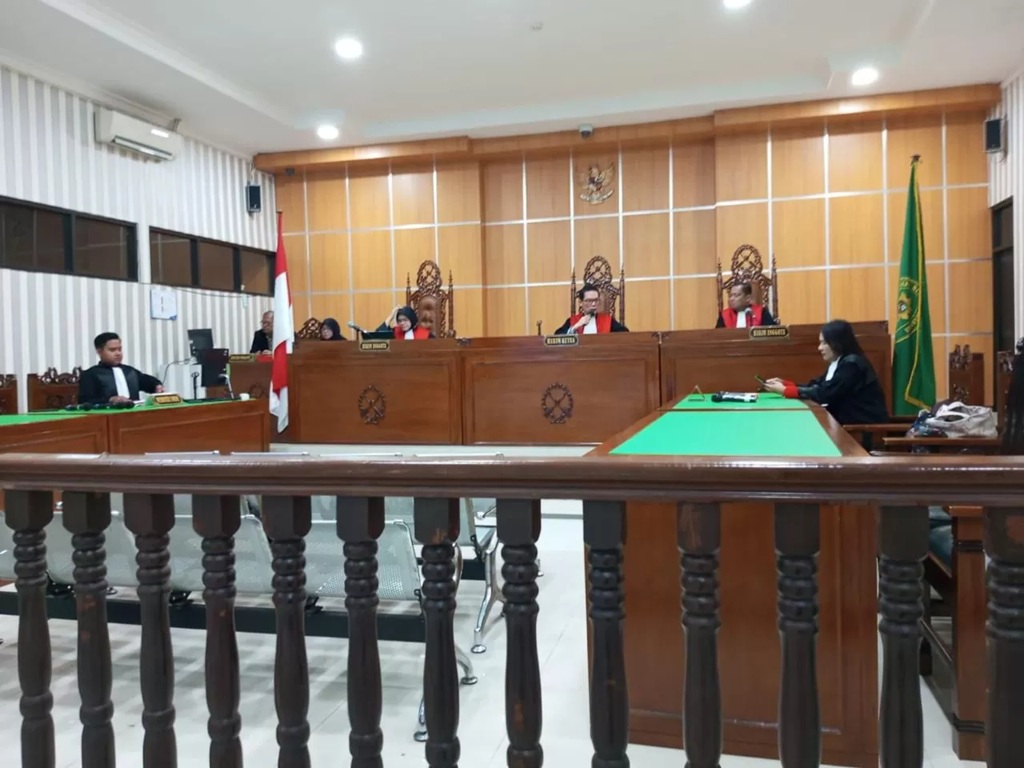 BERSIDANG : Perkara dugaan Tipikor penyimpangan penyaluran KUR pada salah satu Bank BUMN di Kota Tarakan saat ini mulai disidangkan di PN Tipikor Samarinda. (KEJARI TARAKAN)