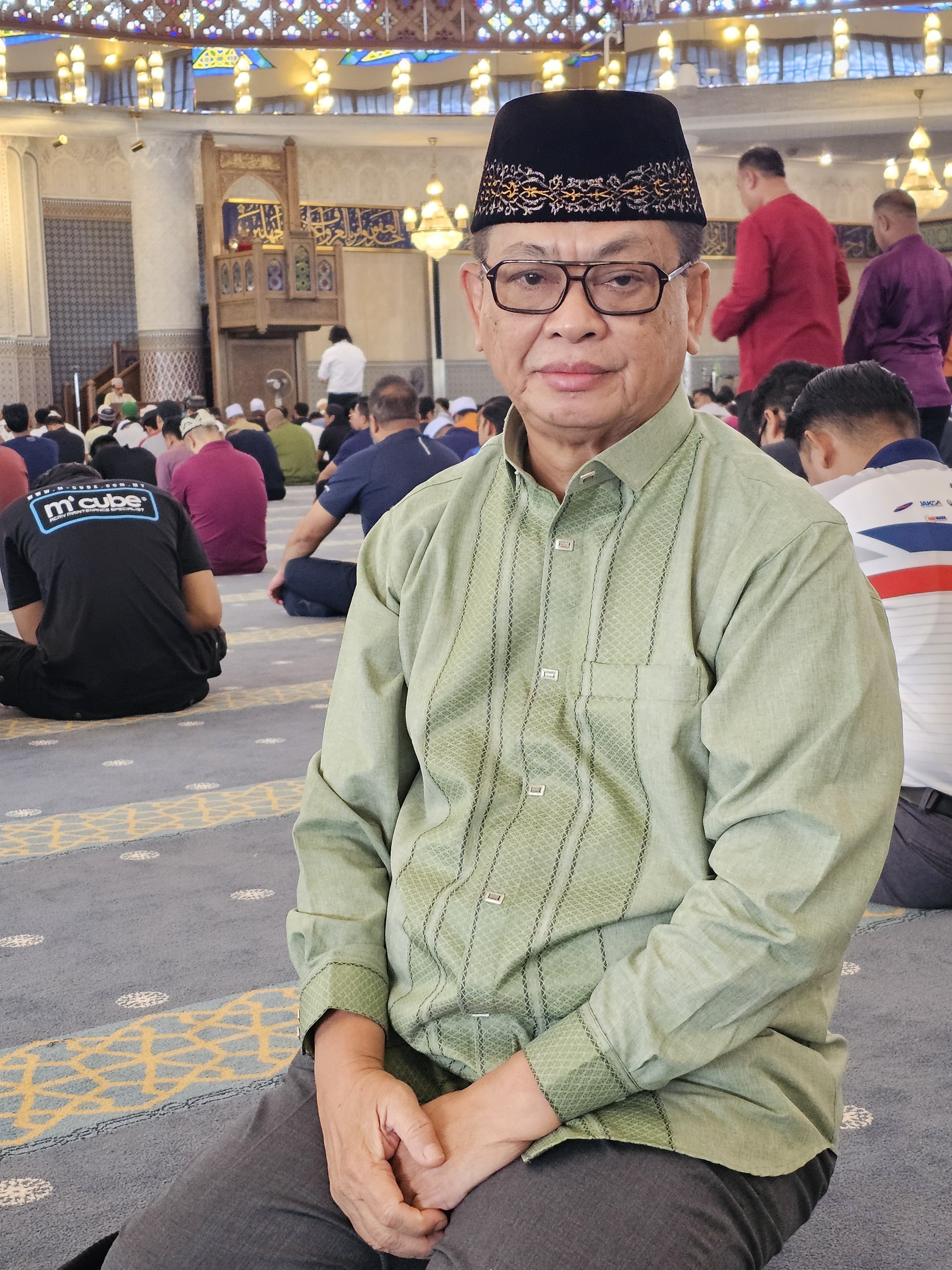 BELAJAR: Irianto Lambrie di Masjid Negara Malaysia, Jumat, 23 Januari 2026.