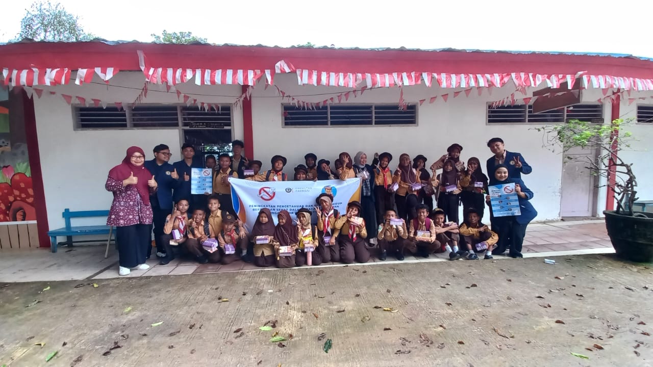 Edukasi Perilaku Hidup Bersih dan Sehat (PHBS) sebagai upaya pencegahan kecacingan pada siswa SD Negeri 015 Samarinda Ulu.