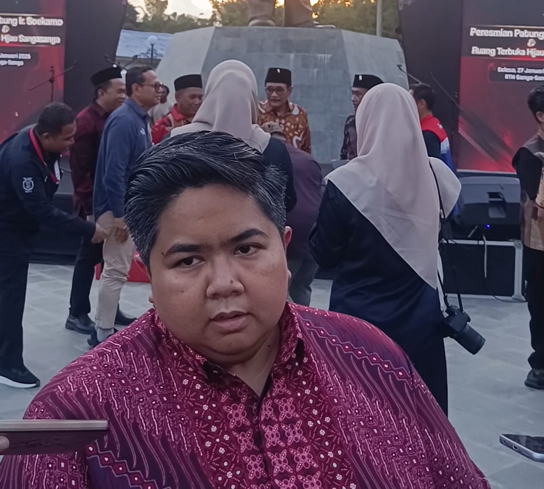 Ananda Emira Moeis