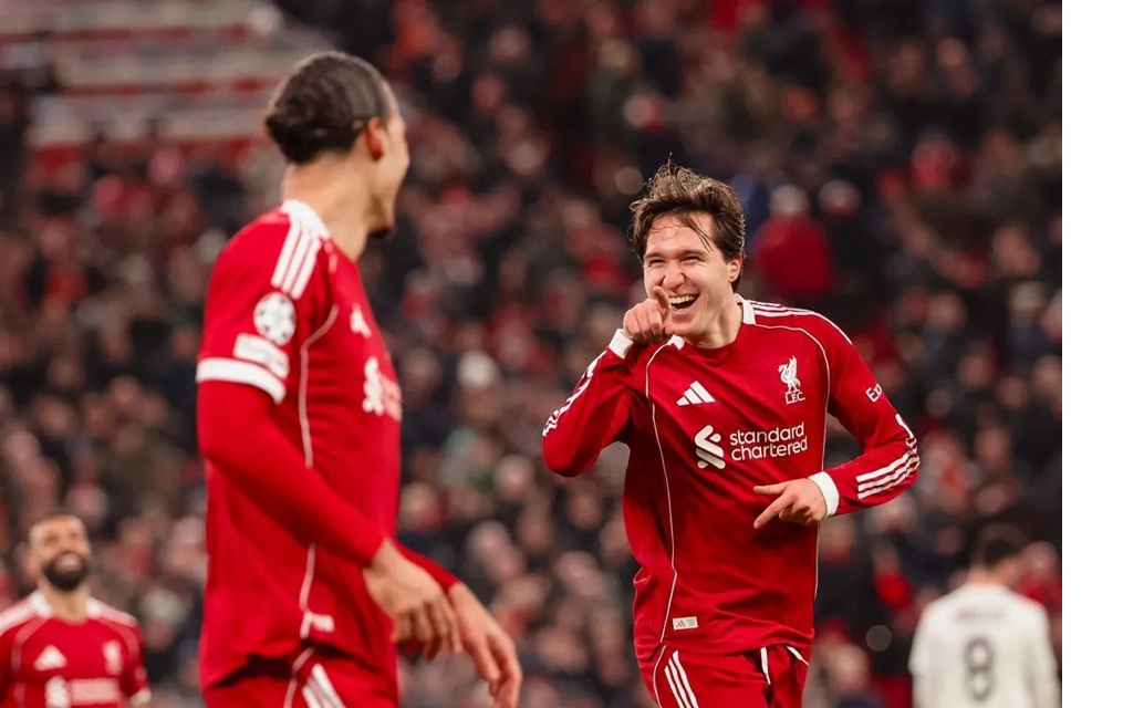 Selebrasi Federico Chiesa (kanan) setelah mencetak gol keenam Liverpool dalam pertandingan Liga Champions 2025/26 lawan Qarabag di Stadion Anfield pada Kamis (29/1/2026). X.com/LFC