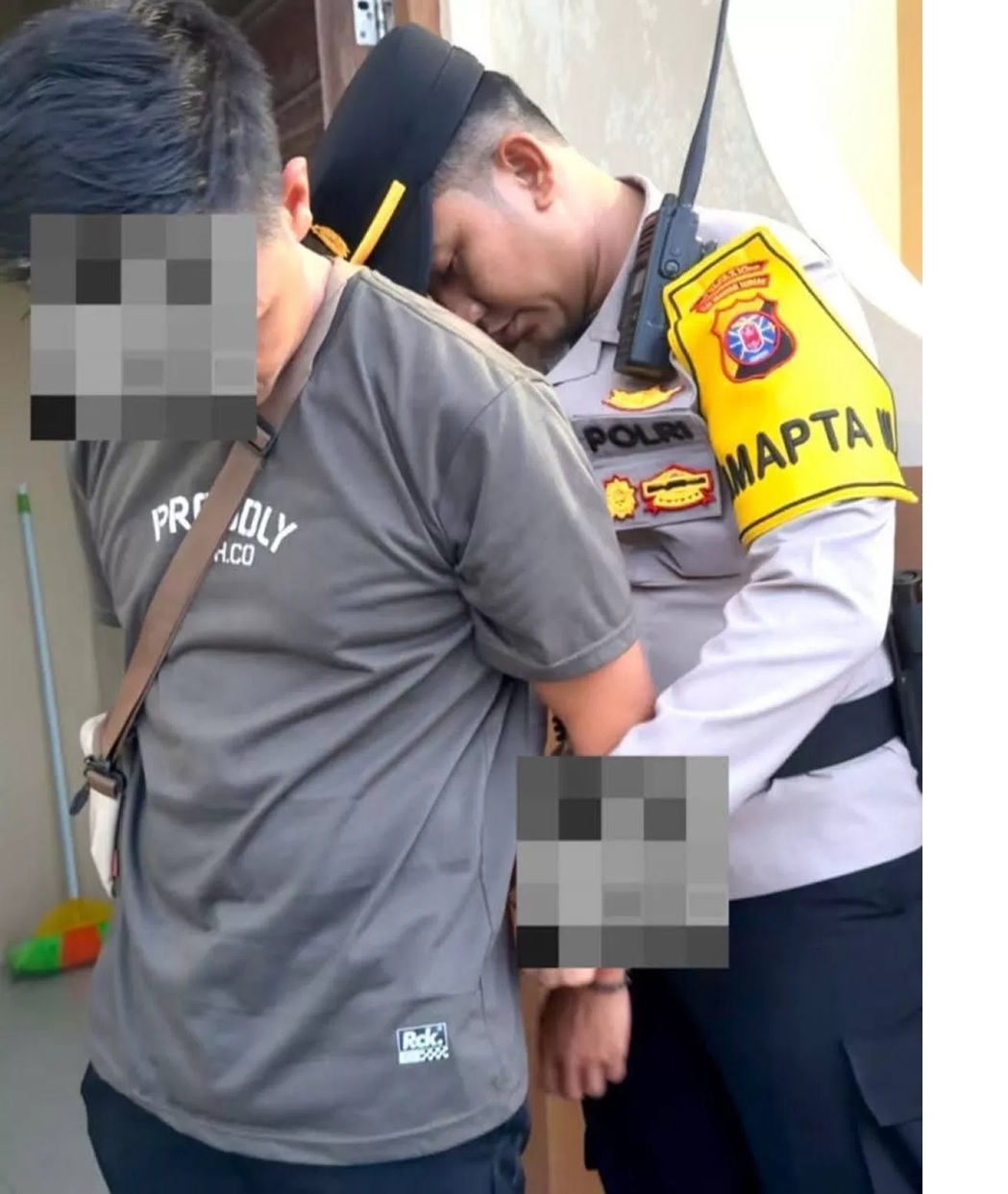 Pamapta III SPKT Polresta Palangka Raya mengamankan pria inisial MRI (30) karena mengintip penghuni kos perempuan di wilayah Kelurahan Menteng, Kecamatan Jekan Raya, Kota Palangka Raya