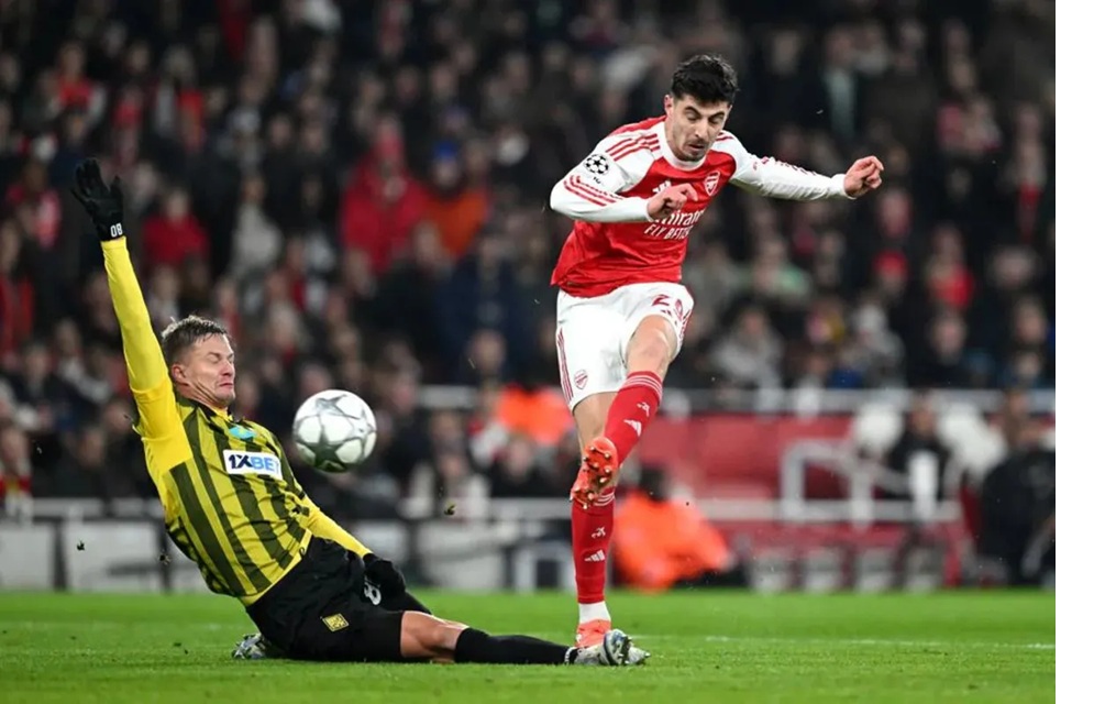 Kai Havertz (kanan) sesaat sebelum mencetak gol kedua Arsenal dalam pertandingan Liga Champions 2025/26 lawan Kairat Almaty di Emirates Stadium pada Kamis (29/1/2026). UEFA.com