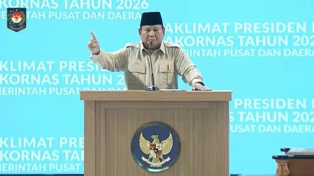 KRITIK SPANDUK: Presiden Prabowo Subianto mengkritik spanduk yang dipasang tidak teratur mulai IKN hingga Balikpapan dan Samarinda. (Kemendag RI/KP)