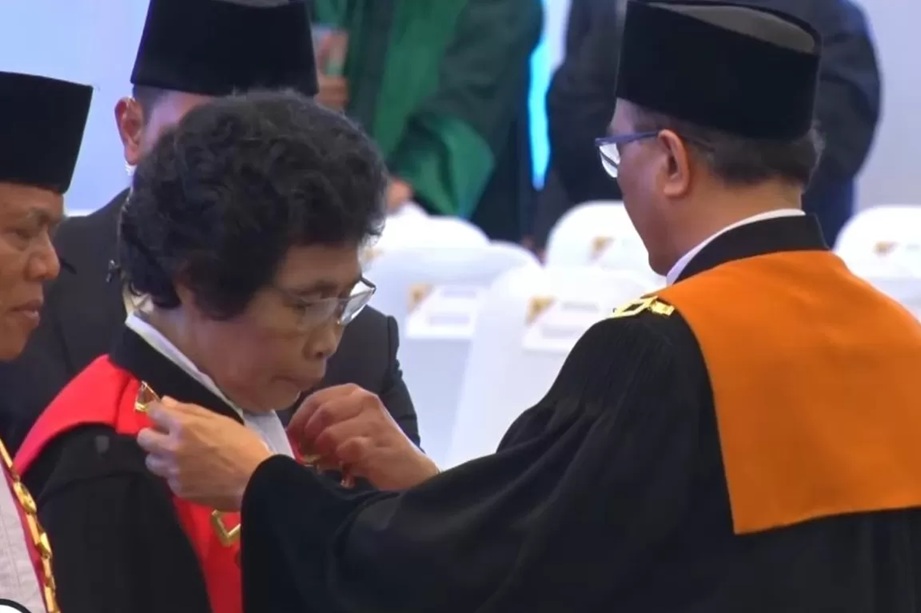 Tangkapan layar dilantiknya Albertina Ho sebagai Ketua Pengadilan Tinggi Kaltim oleh Ketua Mahkamah Agung, Prof Sunarto, Selasa (3/2/2026).