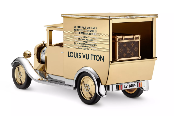 Jam meja mekanis berbentuk truk mini yang diciptakan Louis Vuitton, bernama &ldquo;Camionnette&rdquo; (Dok. Louis Vuitton)