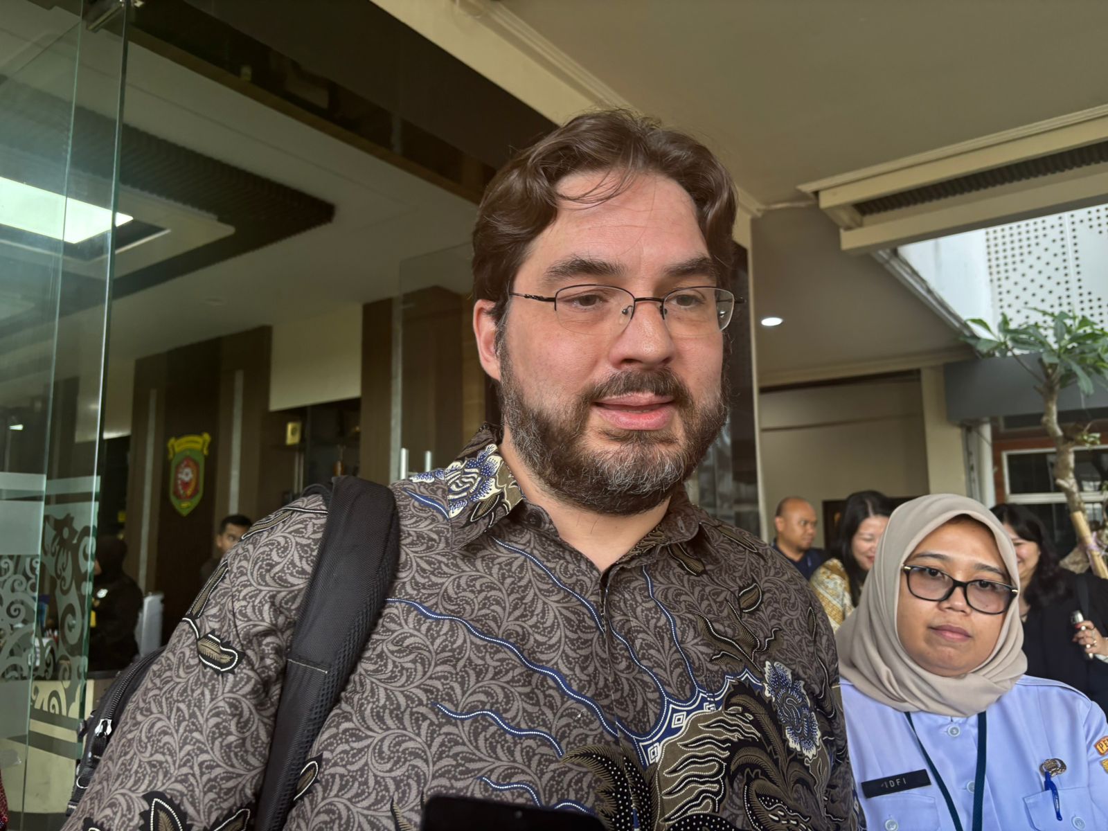 Perwakilan Public Affairs Kedutaan Besar Amerika Serikat, John Slover.