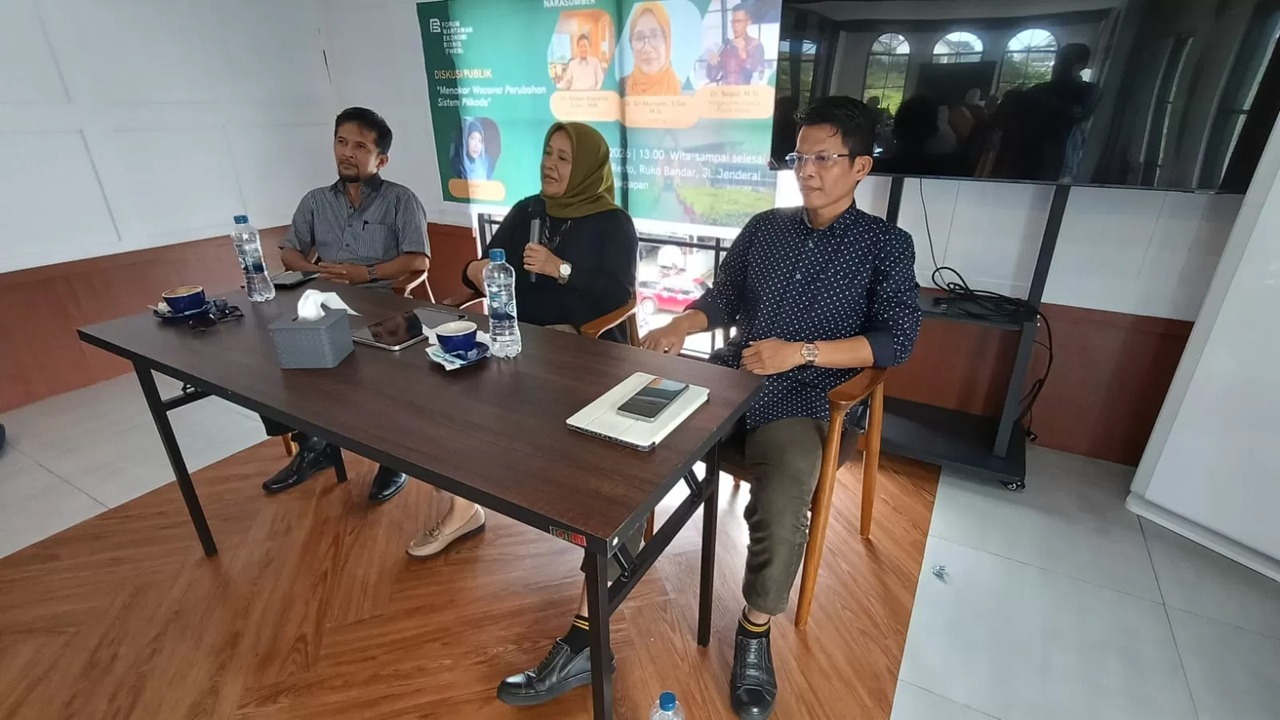 Akademisi Kalimantan Timur menyoroti wacana perubahan sistem pilkada dari langsung ke tidak langsung. Biaya politik tinggi, politik uang, dan korupsi dinilai jadi dampak serius. (Foto Ono Balikpapan P