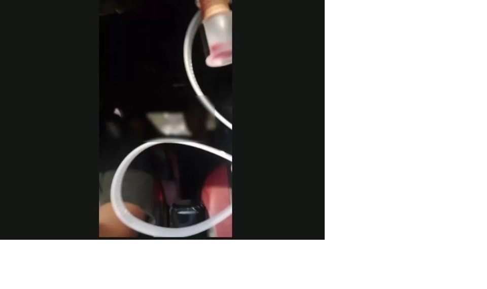 Tangkapan layar aksi mesum di taksi online.