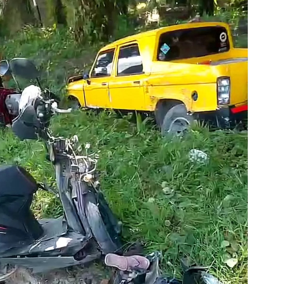 Kecelakaan lalu lintas di SP 4 Sungai Rangit, Kecamatan Pangkalan Lada, Kabupaten Kotawaringin Barat, Sabtu (7/2). (IST)