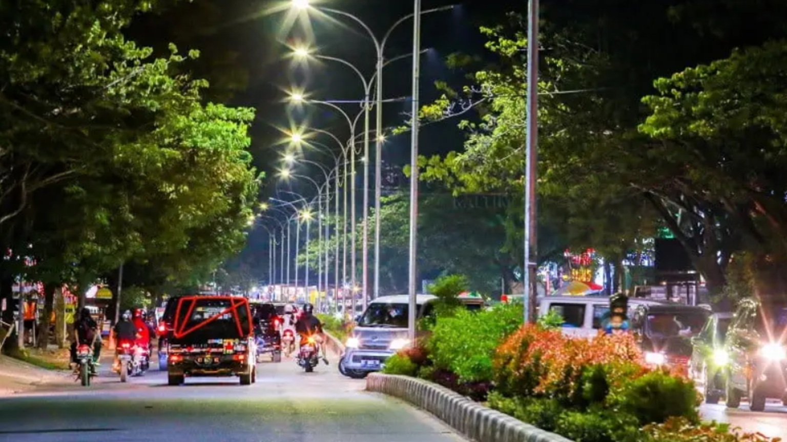 Jalan protokol di Balikpapan.