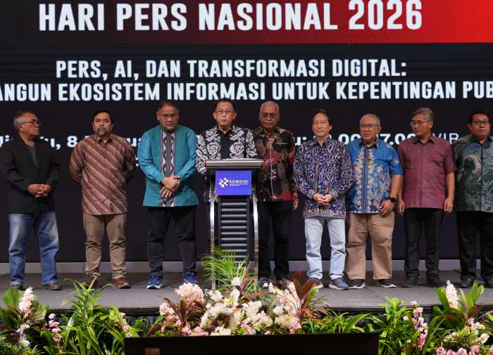 TEKAD BERSAMA: Dewan Pers bersama sejumlah organisasi pers mendeklamasikan Deklarasi Pers Nasional 2026 di Banten, Minggu, 8 Februari 2026.