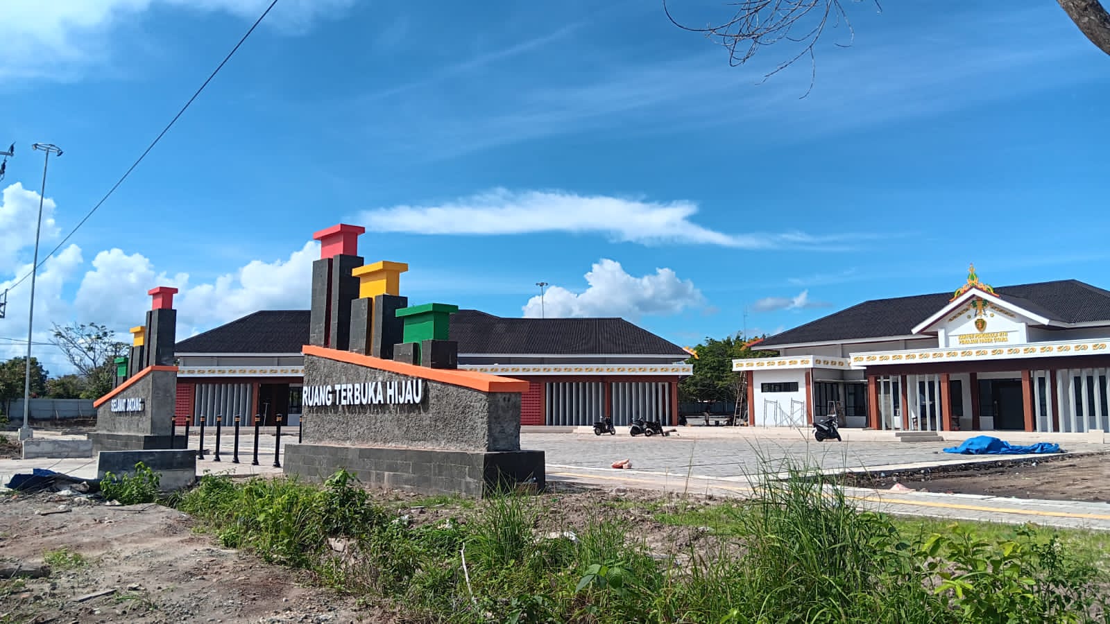 BERTAMBAH: RTH yang dikerjakan Disperkimtan PPU di depan Stadion Panglima Sentik menunggu diresmikan.