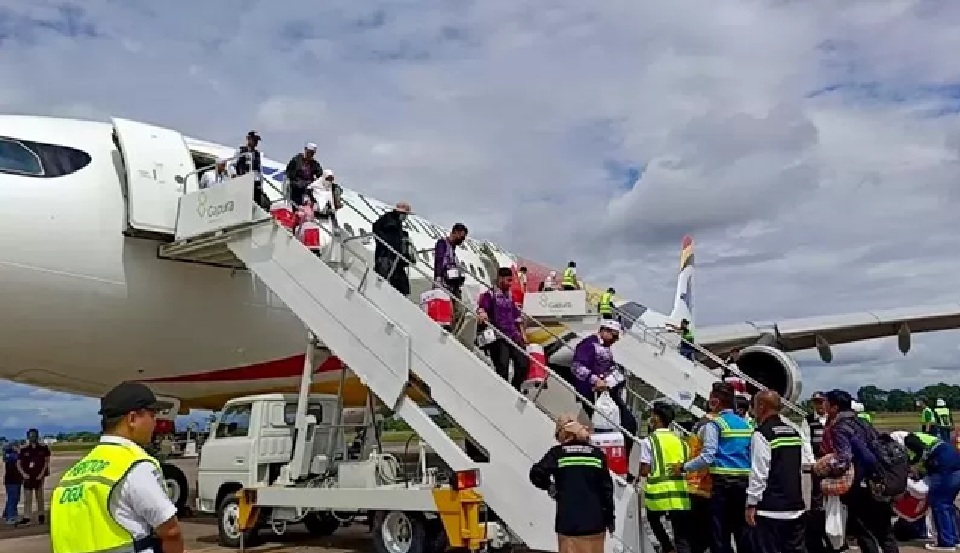 MENUNDA: Pemerintah mengimbau penyelenggara travel umrah untuk menunda keberangkatan jemaah menyusul situasi keamanan di Timur Tengah yang belum kondusif. 