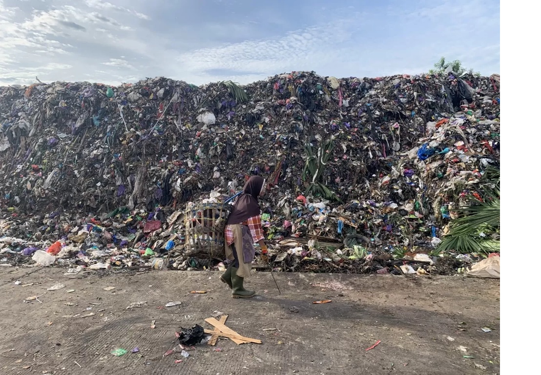 DIANGGAP REALISTIS: Pemerintah kota kini mengandalkan peran agen 3R di setiap RT untuk mengurangi sampah dari sumbernya, sembari menekan beban pembuangan ke luar daerah. (Foto: Dok Radar Banjarmasin) 