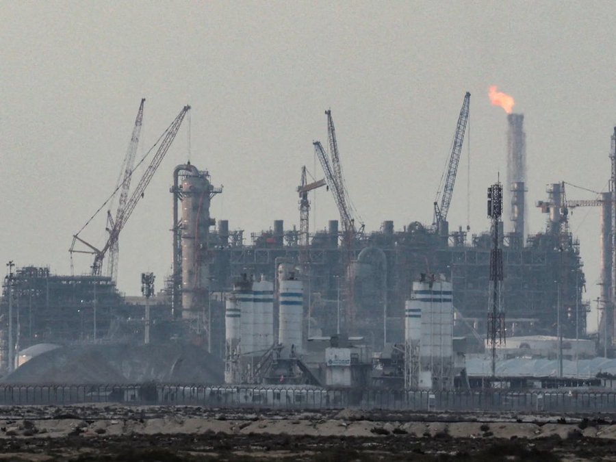Kilang LNG di Qatar.
