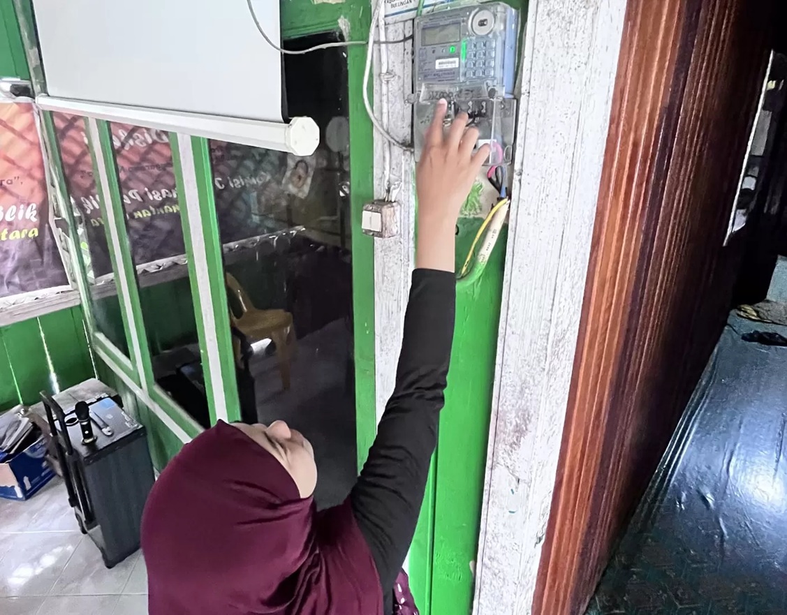 Berdasarkan kelompok pengeluaran, kenaikan signifikan secara tahunan terjadi pada kelompok perumahan salah satunya listrik yang melonjak 19,89 persen. (FAISAL/HRK)