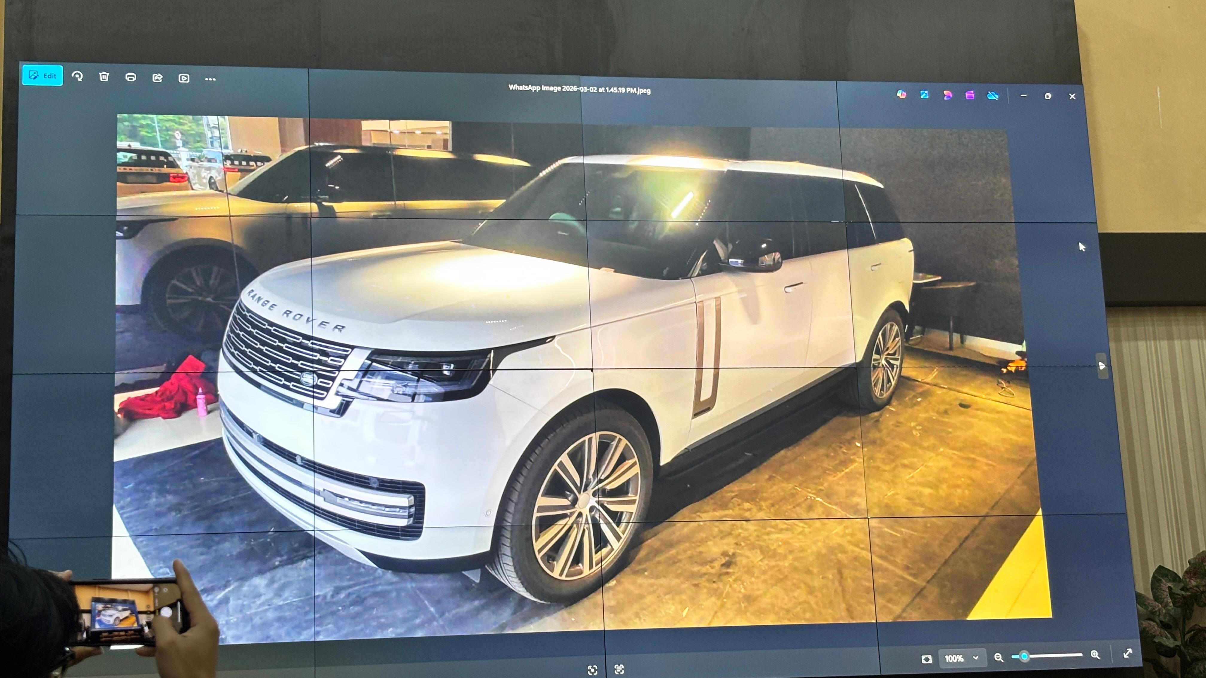 Range Rover yang dikembalikan.