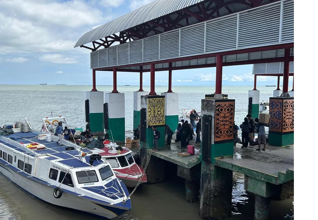 SIAP BEROPERASI: Sebanyak 53 armada speedboat dipastikan siap beroperasi melayani arus mudik dan arus balik Lebaran 1447 Hijriah dari Pelabuhan Tengkayu I Tarakan. (ELIAZAR/RADAR TARAKAN) 