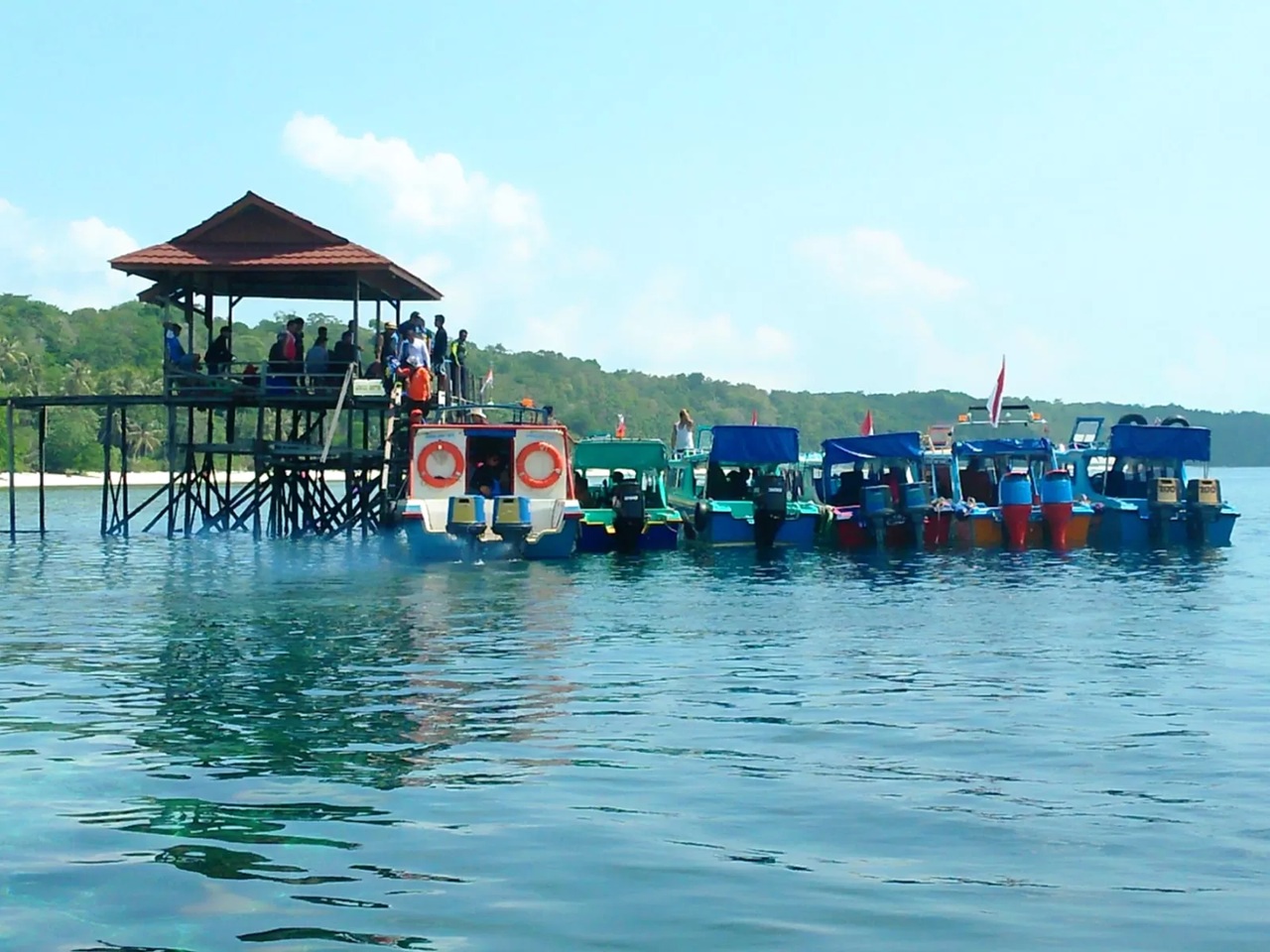  Disbudpar kembali mengingatkan kepada pelaku usaha dan jasa di destinasi wisata dan sekitarnya, untuk tidak aji mumpung menaikan harga dan tarif saat libur Lebaran.