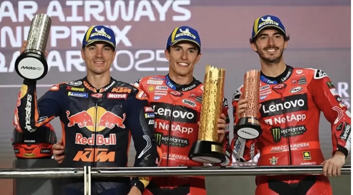 Maverick Vinales, Marc Marquez dan Francesco Bagnaia saat berhasil Podium di GP Qatar 2025 (Instagram @gpindonesia.id) 