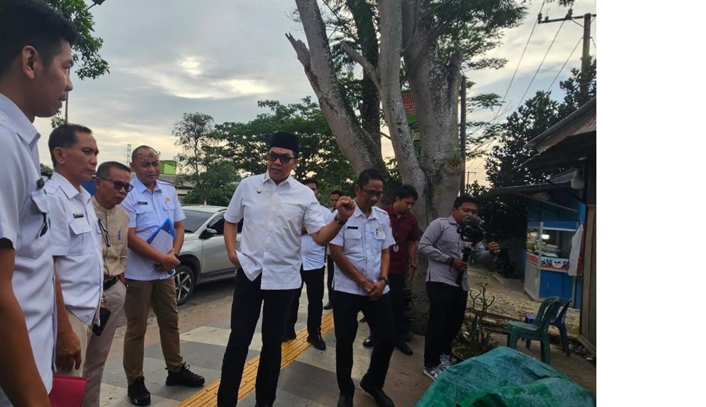 Andi Harun saat meninjau lokasi Perumahan Korpri di Jalan APT Pranoto, Rabu (11/3/2026) 