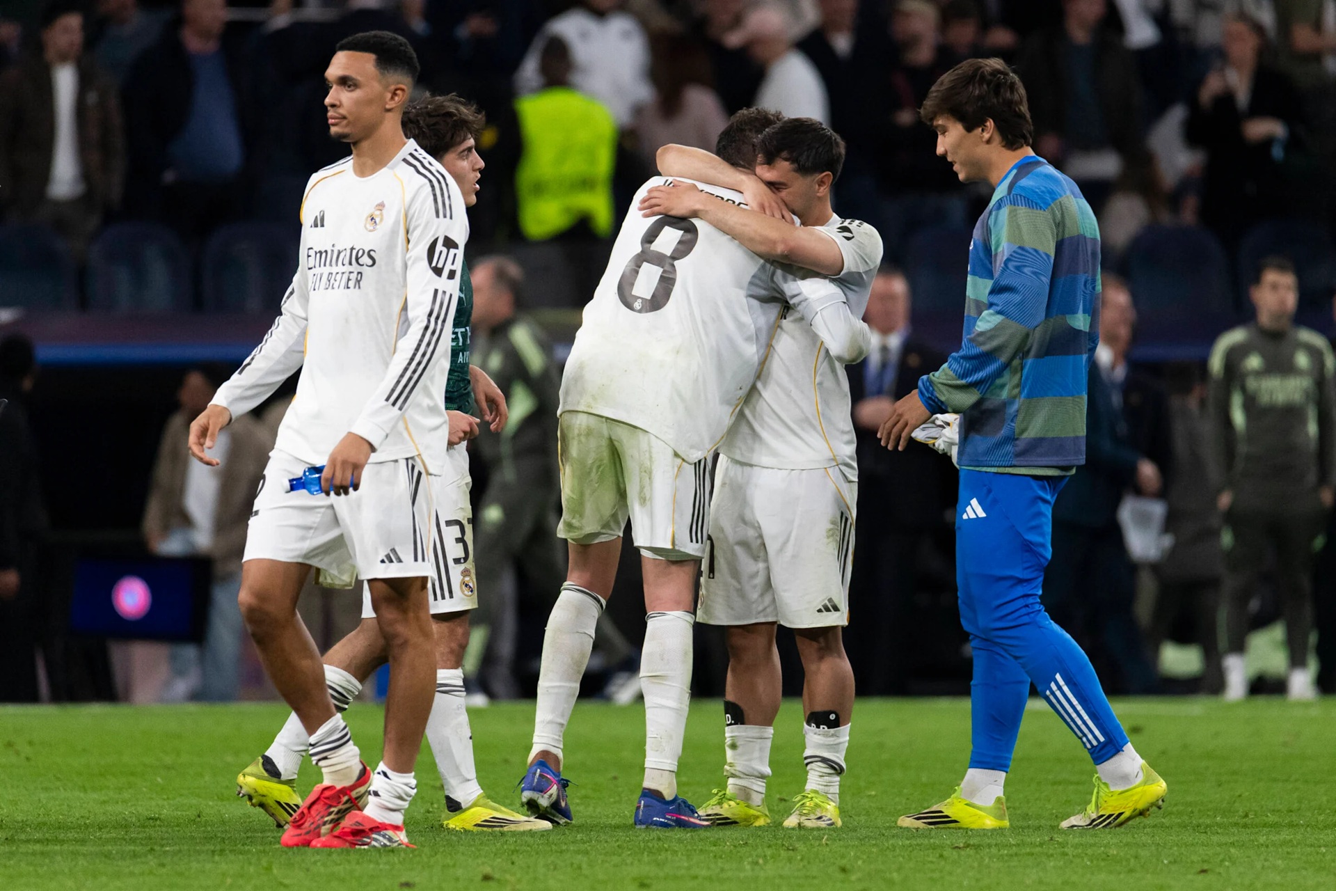 VAlverde cetak hatrick melawan City.