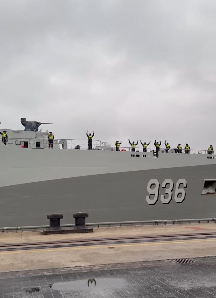KRI Canopus.