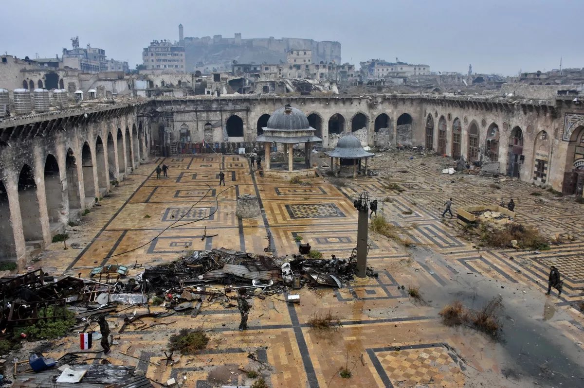 Masjid Umayyah di Aleppo.