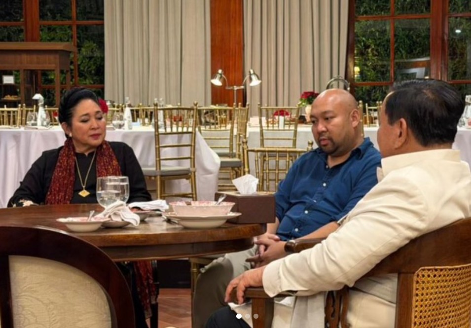 Prabowo dan keluarga.