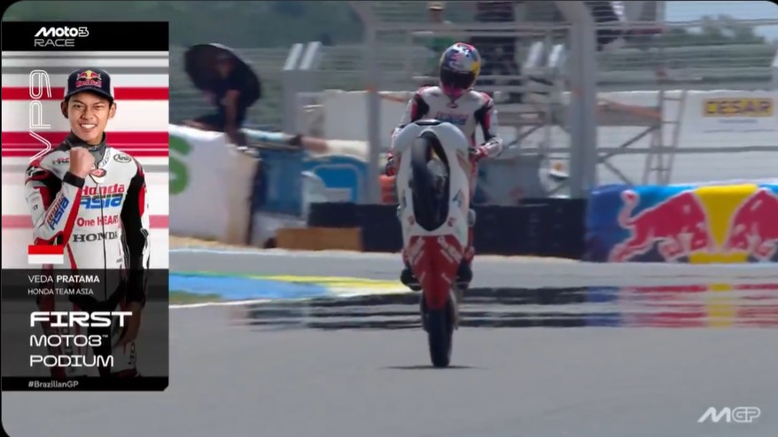 Veda finis di posisi ketiga.  