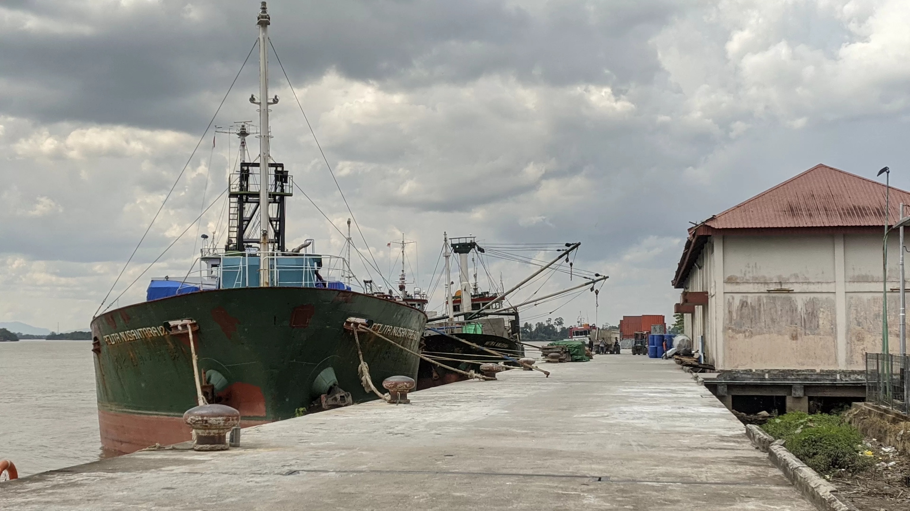 Pelabuhan Kayan I Tanjung Selor yang digunakan untuk pengiriman barang keluar daerah. (HRK) 