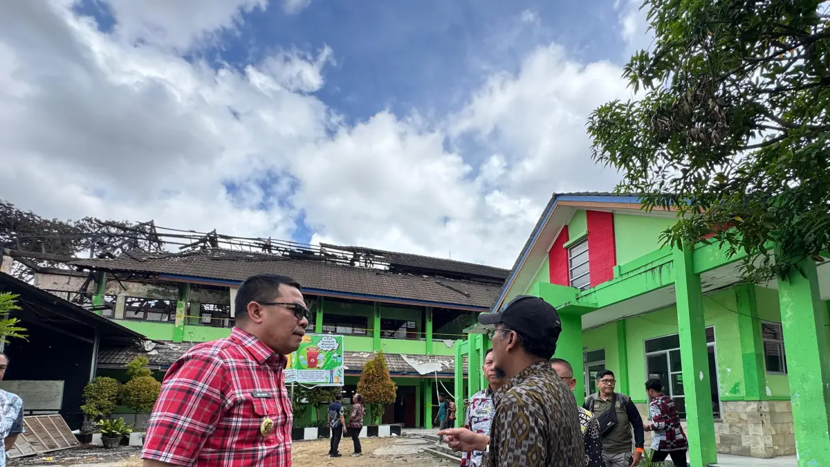 Andi Harun mengunjungi SMPN 2.