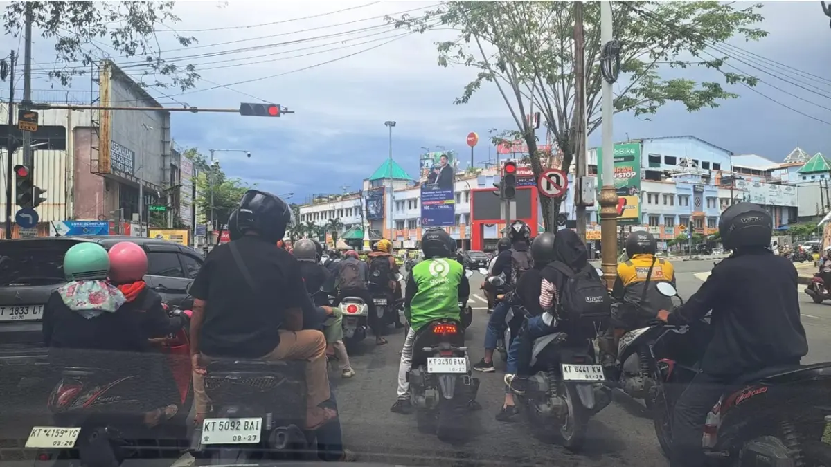 Jalan Ahmad Yani (Simpang Rapak-Letjen Soeprapto) berubah status menjadi jalan provinsi. (kurniawan)

