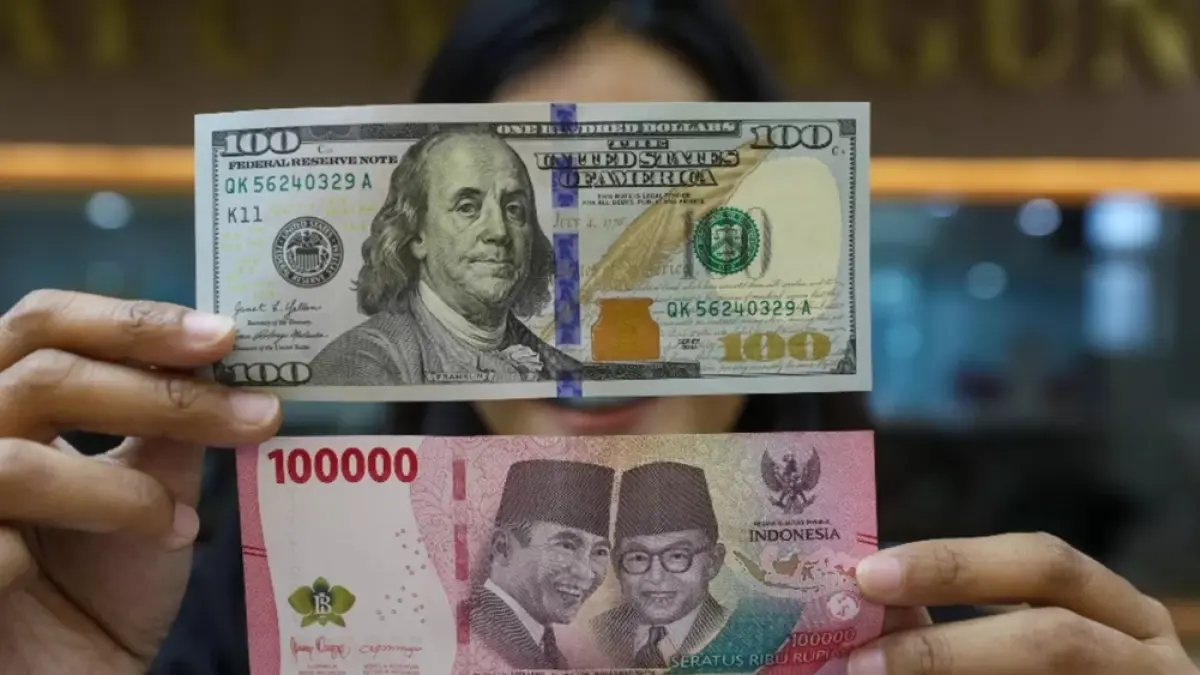 Ilustrasi dolar dan rupiah.
