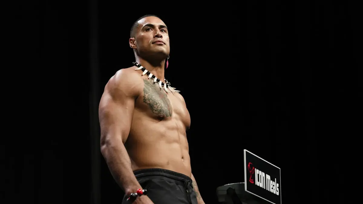 Carlos Sao Murry Ulberg akan menghadapi Jiri Prochazka.