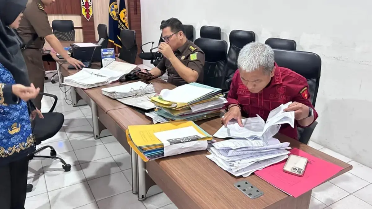 Kejati Kaltara lakukan penggeledahan di empat OPD di lingkungan Pemerintah Kabupaten Nunukan untuk mengumpulkan alat bukti yang diperlukan dalam proses penyidikan.