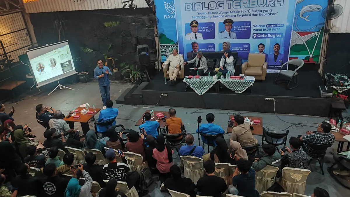 Dialog terbuka yang dihadiri Wali Kota Samarinda, Andi Harun.