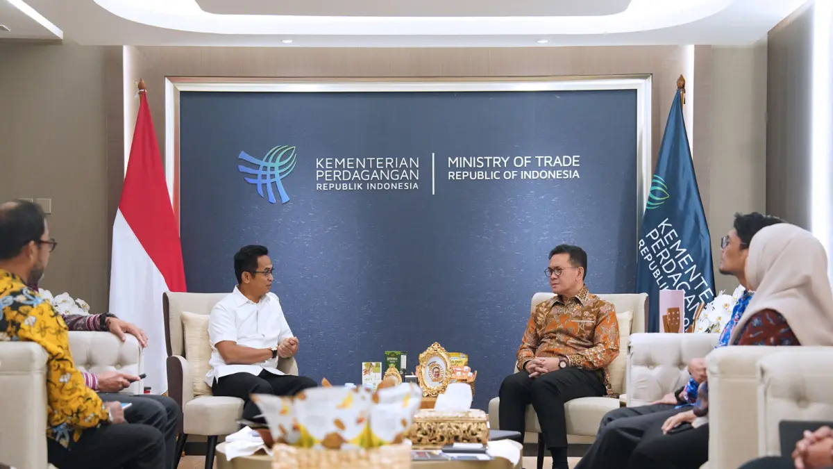  Pemerintah Kota (Pemkot) Balikpapan terus mendorong penguatan ekonomi kerakyatan melalui rencana revitalisasi Pasar Inpres Kebun Sayur. 