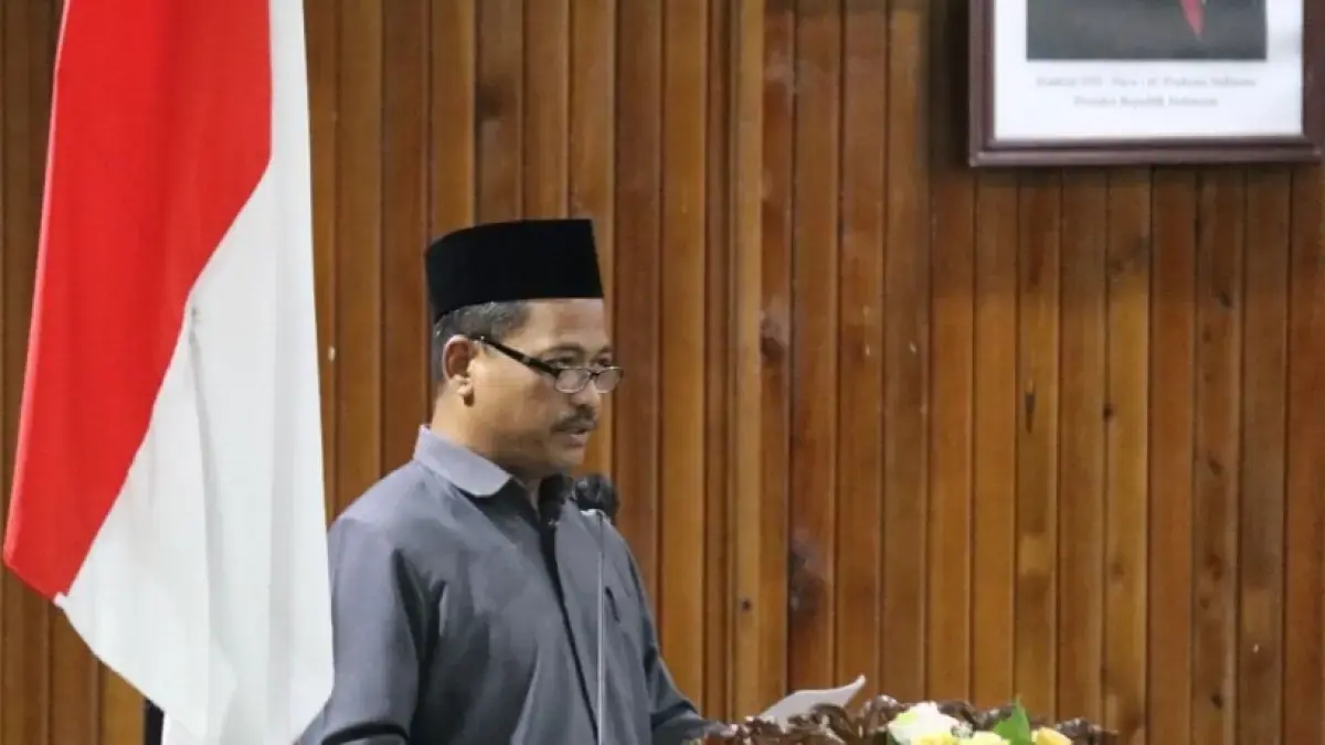 Muhammad Syamsuri Anggota DPRD Kobar membacakan rekomendasi DPRD atas LKPj Bupati tahun 2025.