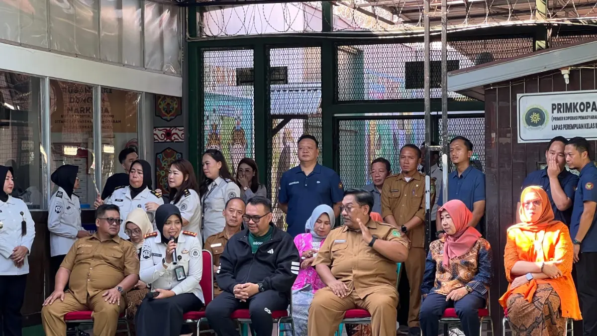 Bupati Kukar Aulia Rahman Basri saat mengunjungi Lapas Perempuan Tenggarong (Ist/Lapas Perempuan Tenggarong)