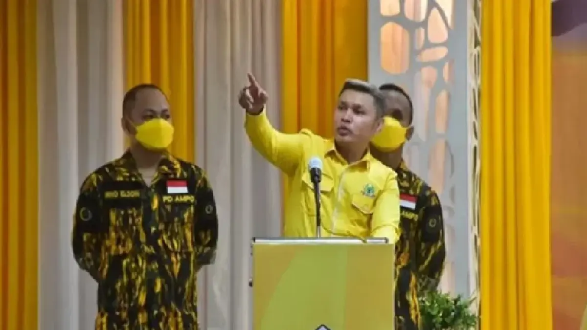 Ketua DPD II Partai Golkar Maluku Tenggara, Agripinus Rumatora alias Nus Kei. (ANTARA)
