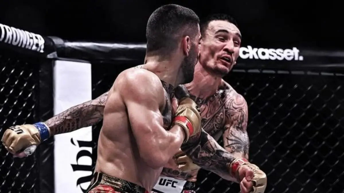 Max ketika kalah dari Ilia.