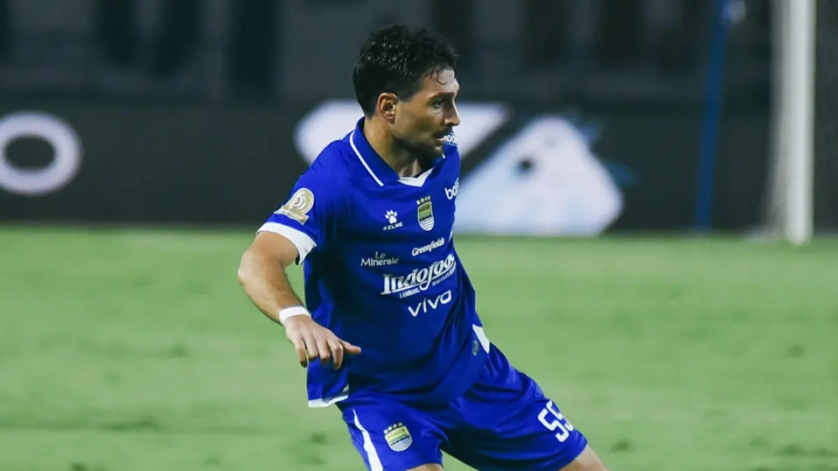 Persib ditahan imbang oleh Arema.